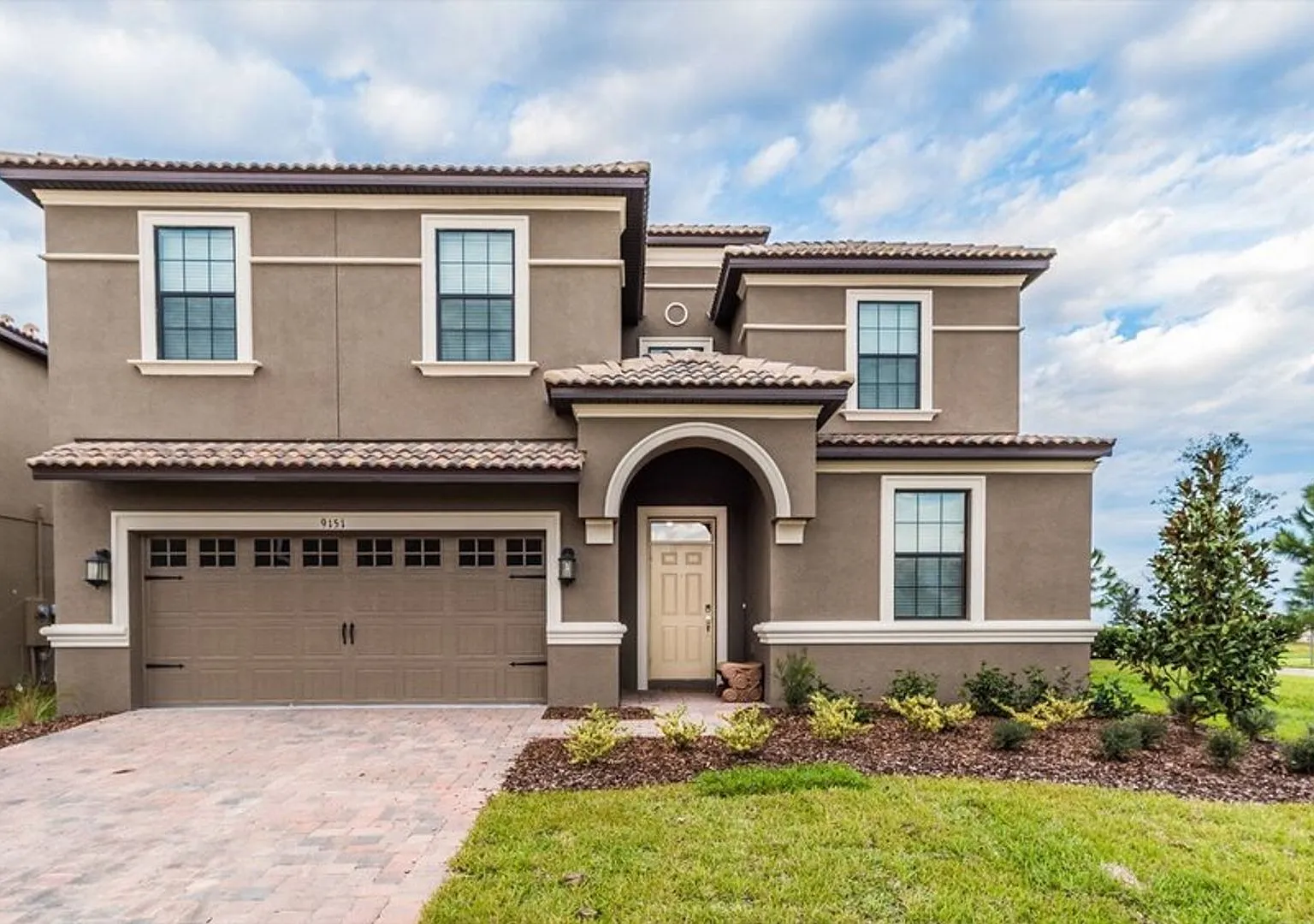 Spacious Vacation Home Close to Disney! — Photo 1
