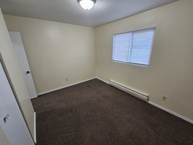 1731 La Crescent St #57 — Photo 19