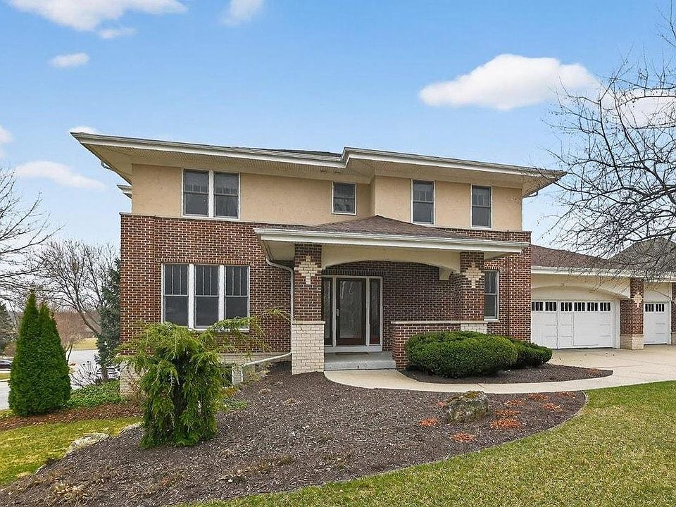 1st image of 2 Coyote Court