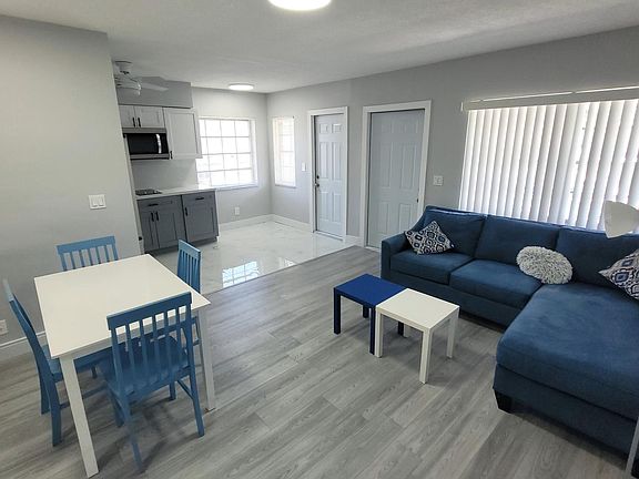 3rd image of 1150 Atlantic Shores Blvd APT 6