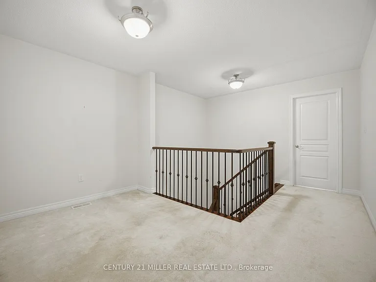 2455 Village Cmn — Photo 22