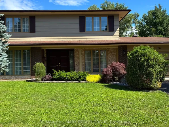 1712 Playfair Dr, Ottawa, ON K1H 5S6
