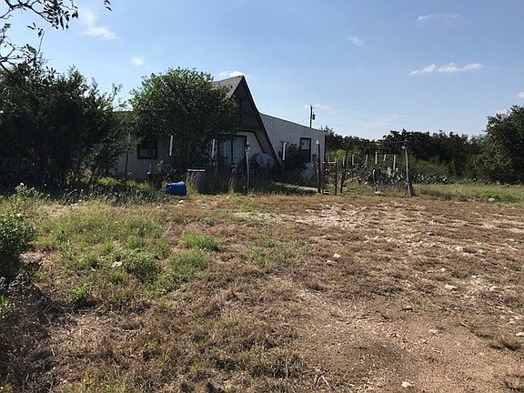 4th image of 408 County Road 429 #B