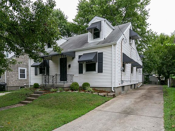 4th image of 616 E Brandeis Ave