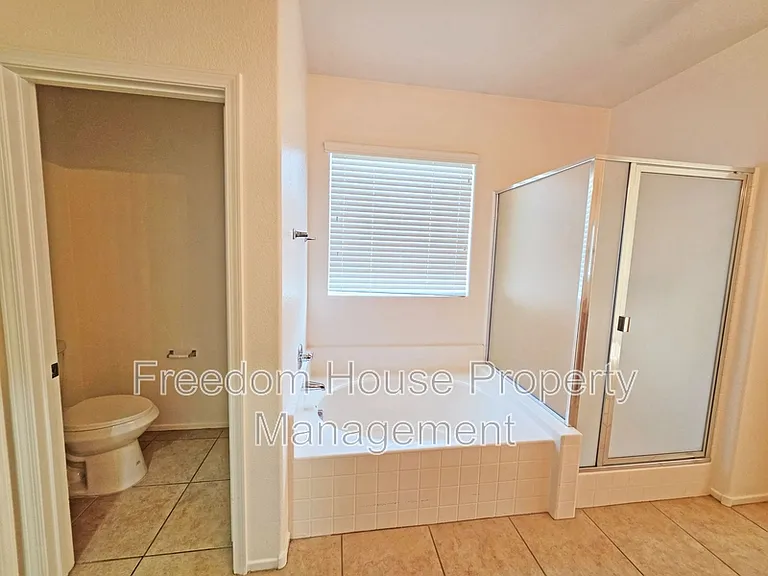 6451 Goodale St — Photo 38