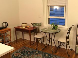 19 Flagg St #TOP, Cambridge, MA 02138