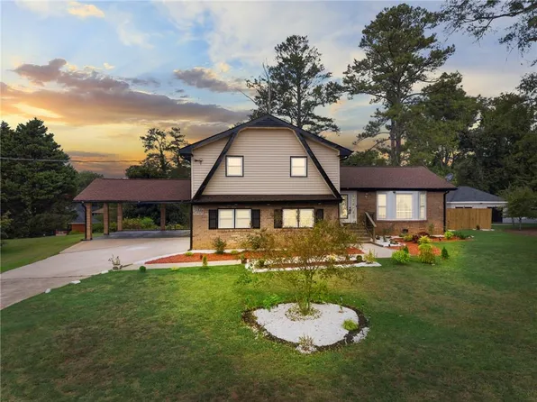 5083 Flakes Mill Rd, Ellenwood, GA 30294