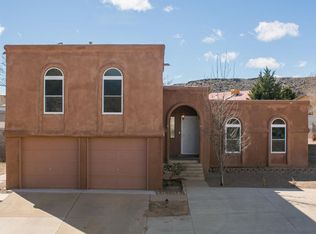 6933 Quarterhorse Ln NW, Albuquerque, NM 87120