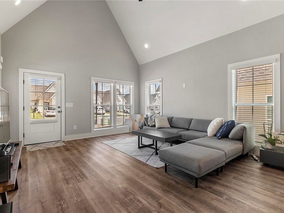 1st image of 1286 Burrow Cir