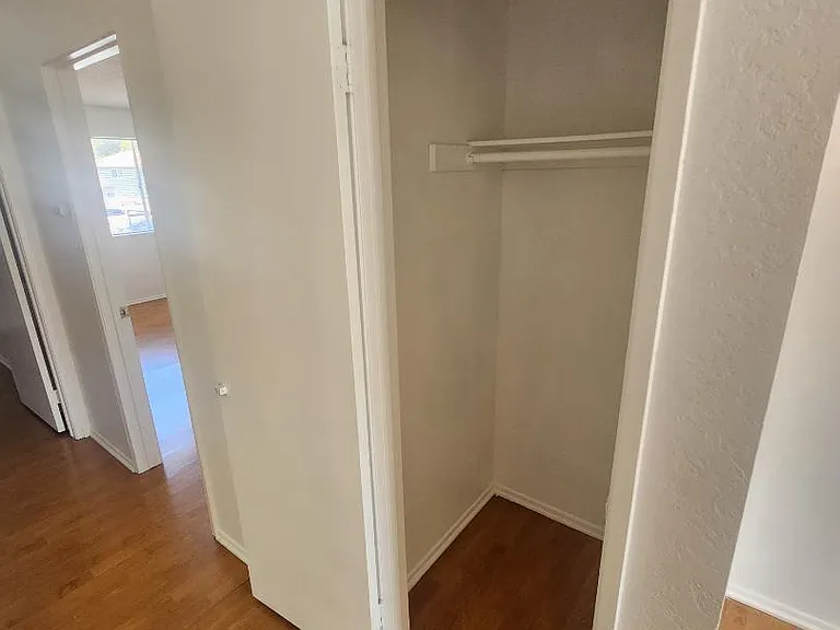 Unit Photo