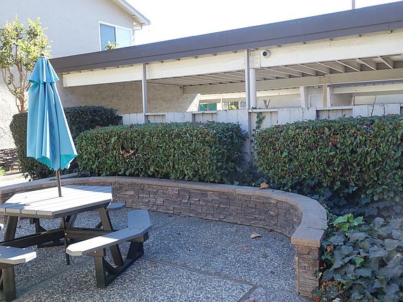 5th image of 3990 Hamilton Ave #16103