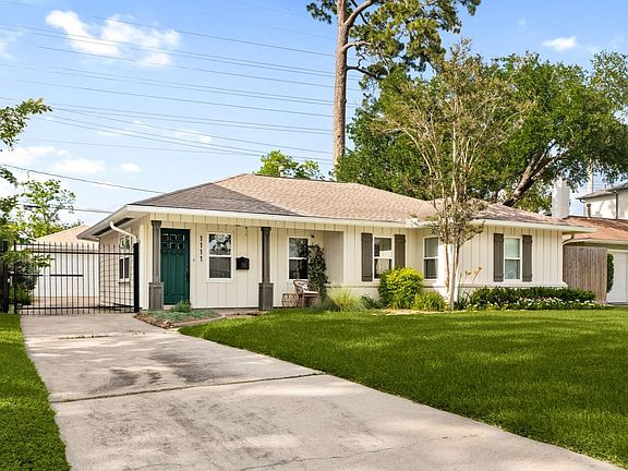 3rd image of 1111 Wynnwood Ln