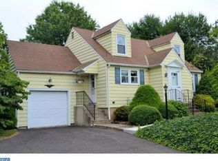 857 W Bristol Rd, Warminster, PA 18974