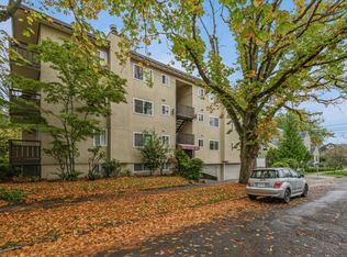 700 15th Ave E APT 201, Seattle, WA 98112