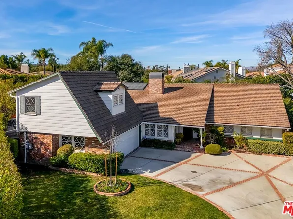 17647 Tarzana St, Encino, CA 91316