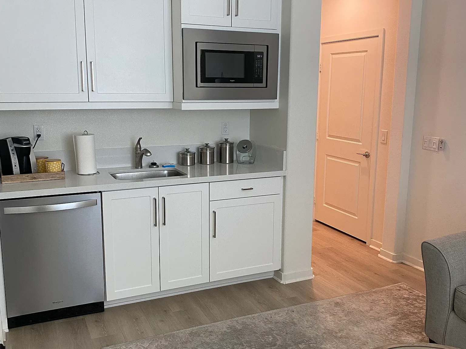 1 bed, 500 sqft, $1,750 — Photo 2