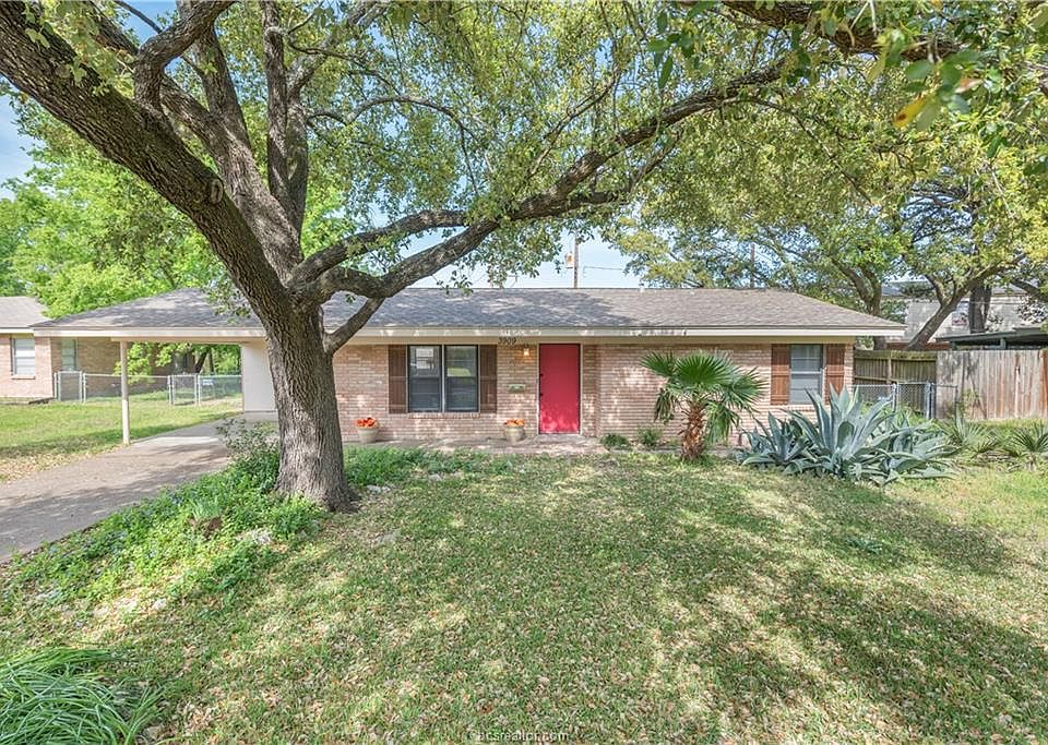 1st image of 3909 Glenn Oaks Dr