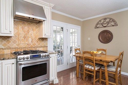 5th image of 10944 Twin Harbour Dr