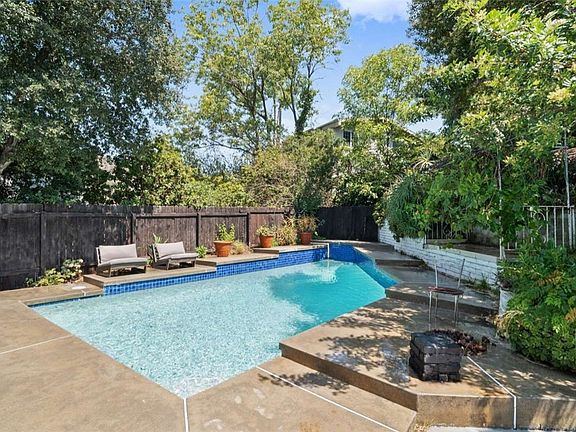 2nd image of 3448 Ardsley Pl