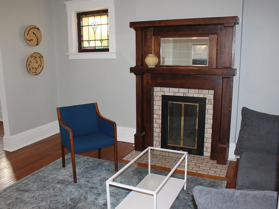1st image of 2368 Lawrence St