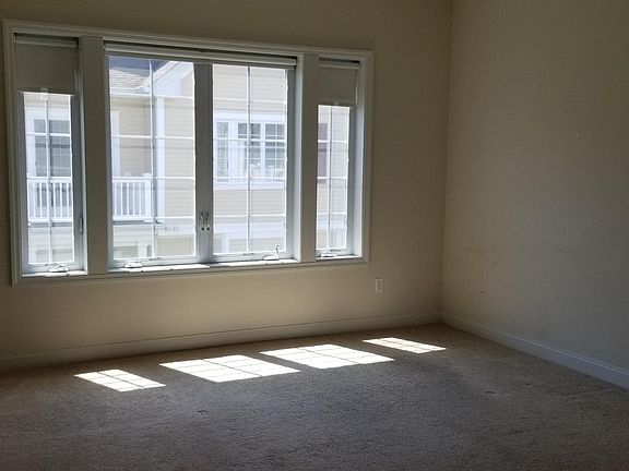 4th image of 116 Kenneth Ct