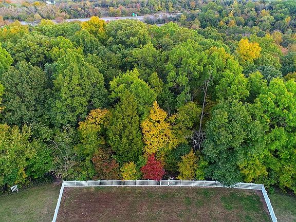 Aerial view of back yard that backs up to common ground
