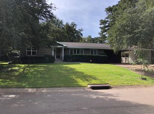 1411 Belle Glade St, Jackson, MS 39211