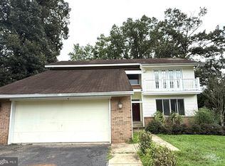 7811 Wendy Ridge Ln, Annandale, VA 22003