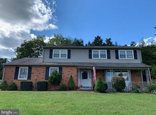 12 Stage Rd, Newark, DE 19711