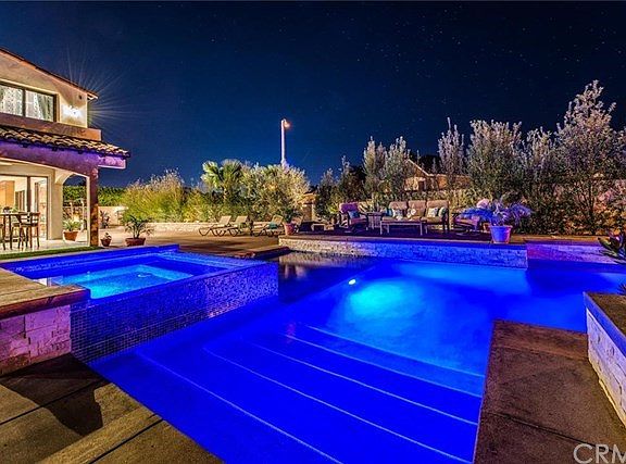 CLOSE-UP VIEW OF THE SALT WATER POOL & SPA