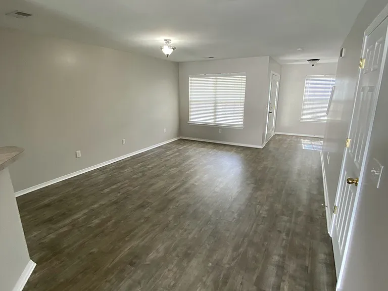 137 Fairgreen St — Photo 8