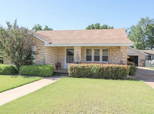 110 E 12th St, Littlefield, TX 79339