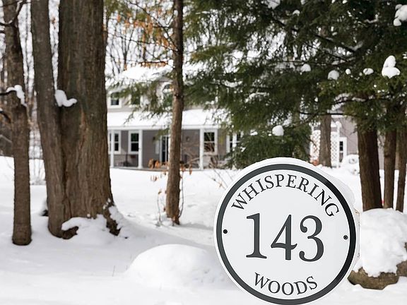 4th image of 143 Whispering Woods Dr