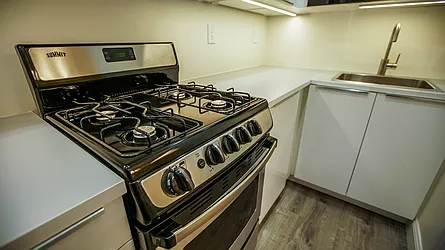 Rented by R New York