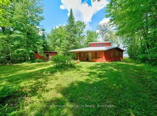 1185 Hughes Landing Rd, Addington Highlands, ON K0H1K0