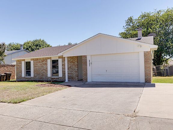 3rd image of 3737 Bridalwreath Dr