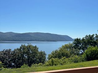 755 Hewitt Ln #755, New Windsor, NY 12553