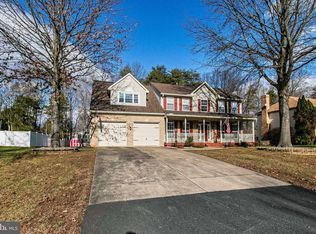 13299 Packard Dr, Woodbridge, VA 22193