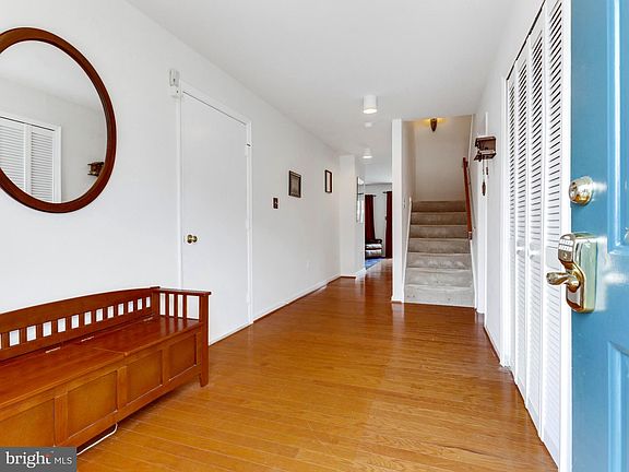 4th image of 1566A Westmoreland St