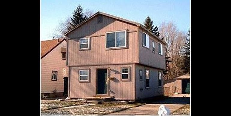 16935 Fenton Fron View (Copy)_11172015