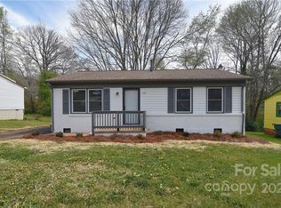 624 Dundeen Dr, Gastonia, NC 28052