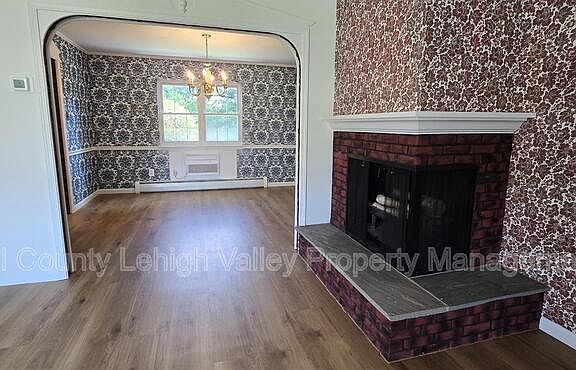 5th image of 7102 Linden Rd