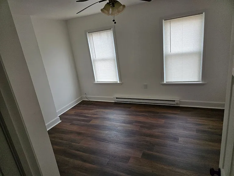1314 W 3rd St — Photo 7