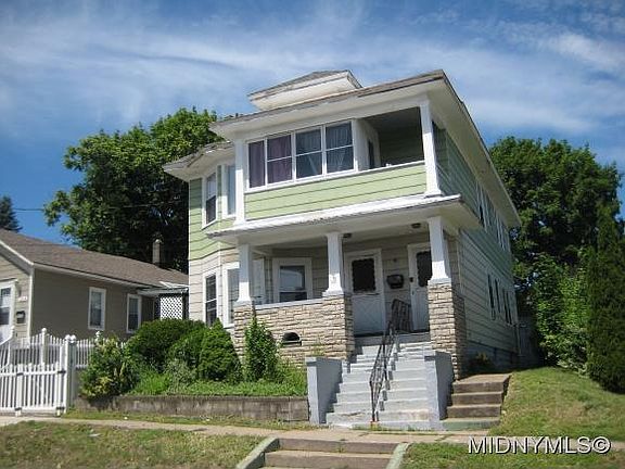 2nd image of 1210 Noyes St