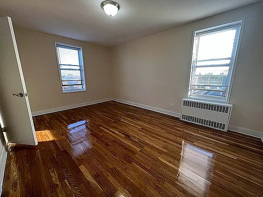 5th image of 87-02 167th St #4R