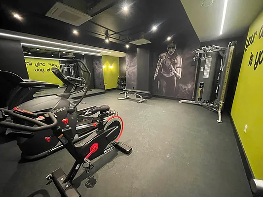 Rented by Tapiro Realty | media 12