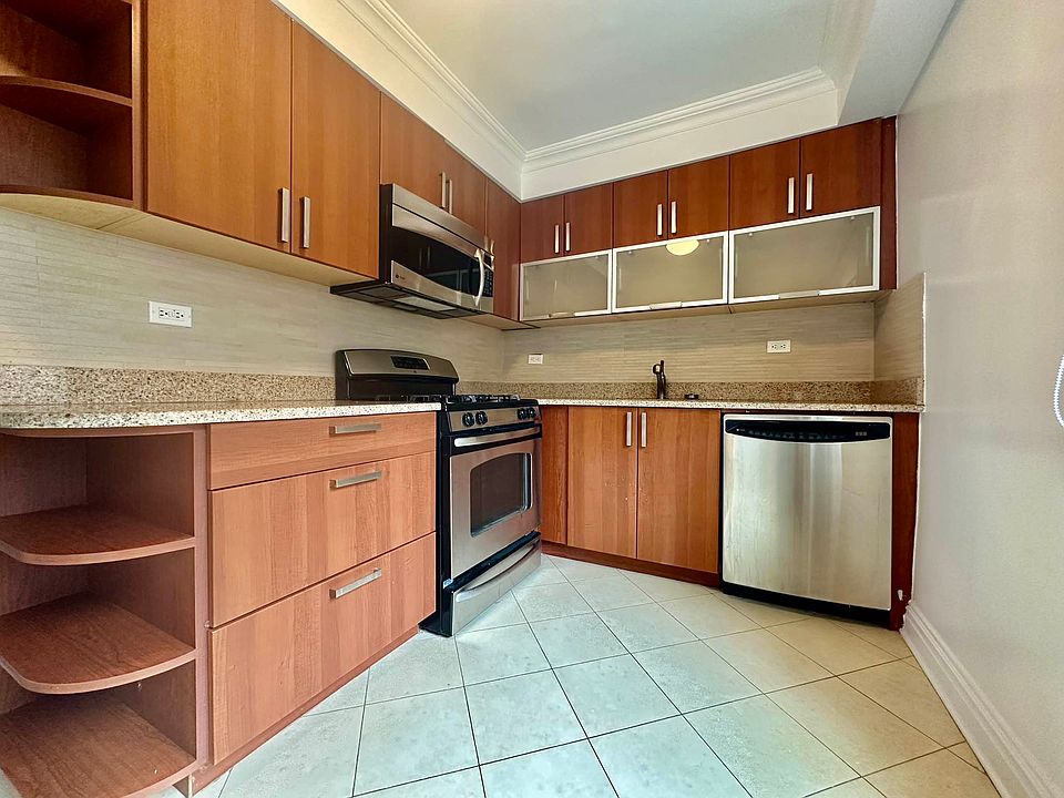 1st image of 135 W 96th St APT 11a