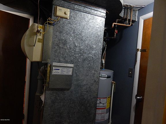 5th image of 5596 Greenboro Dr SE
