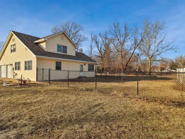5640 SE 68th Pl, Carlisle, IA 50047