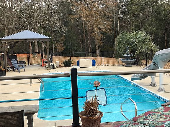 Master walk-in closet